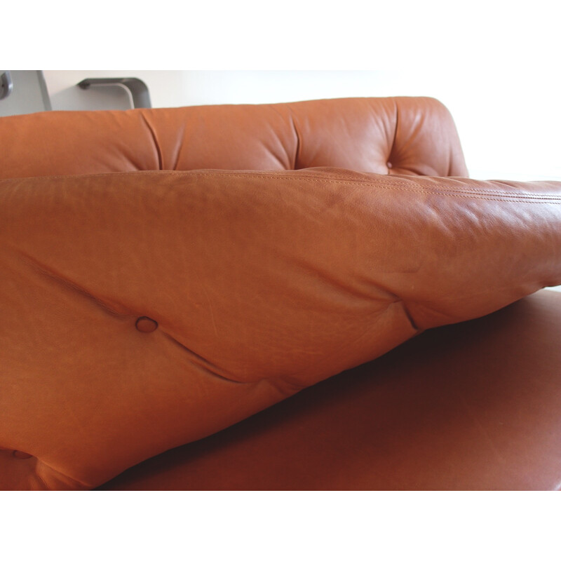 Daybed 'Loveseat' in cognac leather by Kho Liang Le for Artifort - 1960s