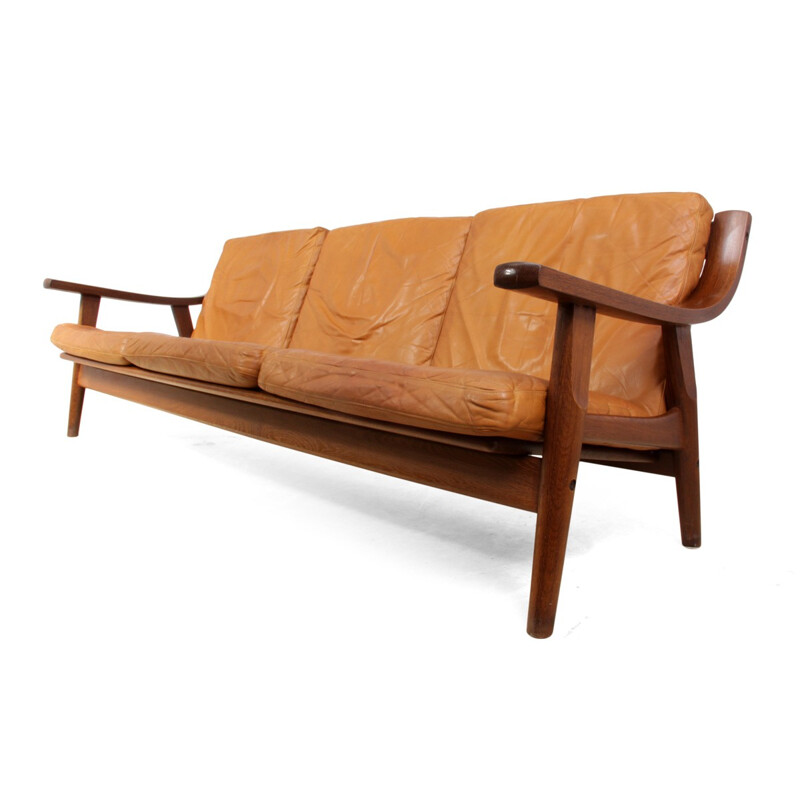 GE530 sofa by Hans J Wegner for Getema - 1970s