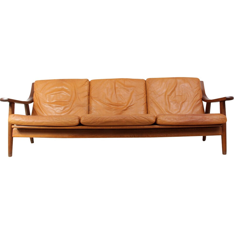 GE530 sofa by Hans J Wegner for Getema - 1970s