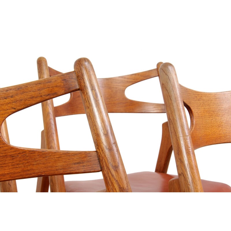 Set of 4 vintage dining chairs in oakwood by Hans J Wegner - 1960s