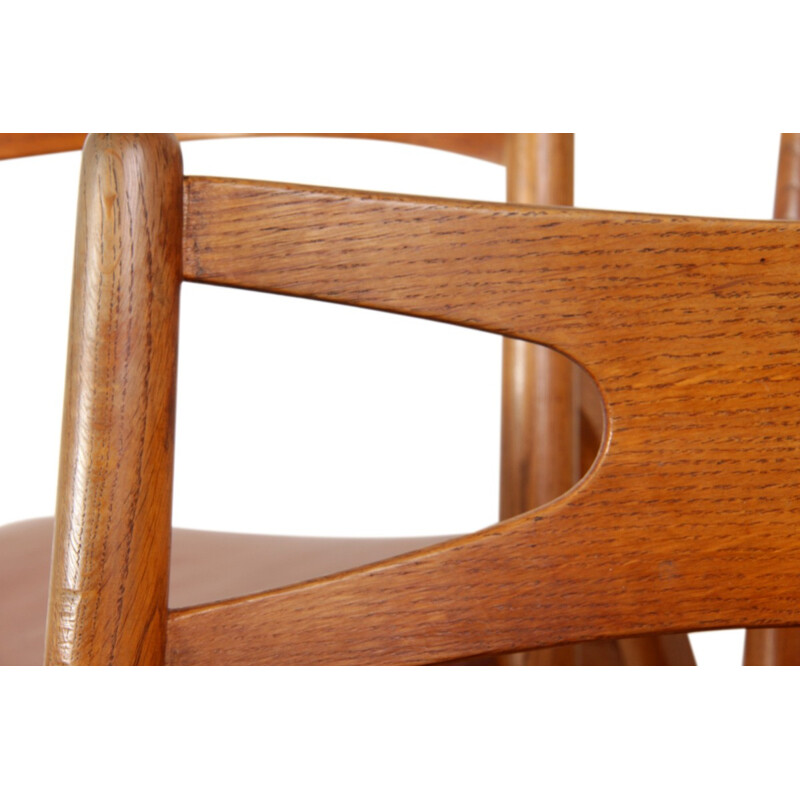 Suite de 4 chaises vintage en chêne par Hans J. Wegner - 1960