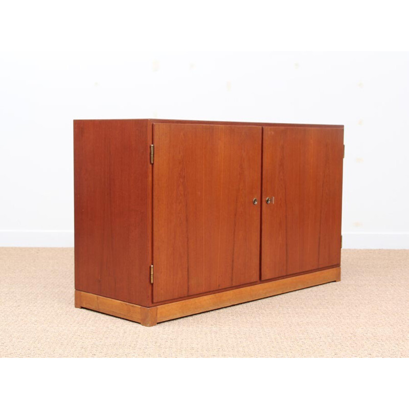 Vintage sideboard with 2 doors by Borge Mogensen for FDB - 1950s