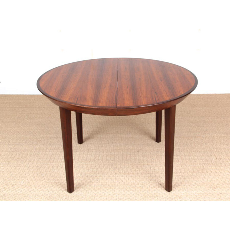 Round Scandinavian dining table made of Rio Rosewood with extensions for 6-10 people - 1950s