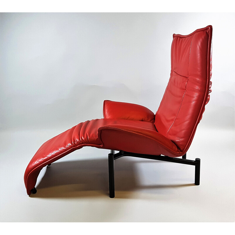 "Veranda" Leather Lounge Chair by Vico Magistretti for Cassina - 1983