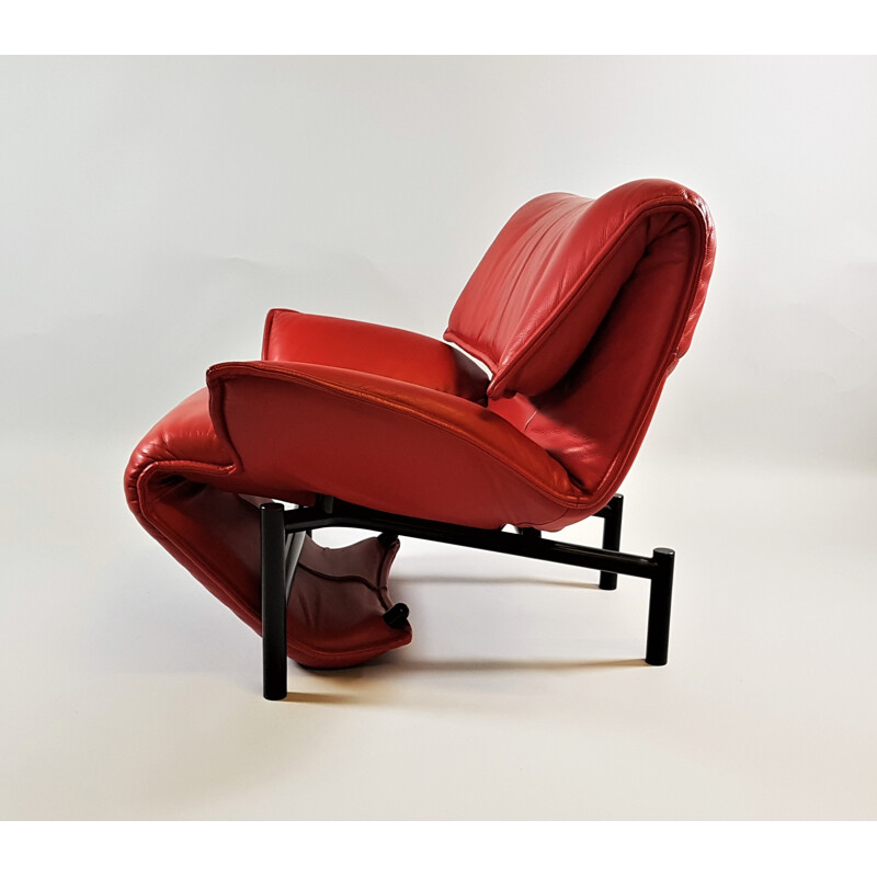 Fauteuil lounge en cuir "Veranda" de Vico Magistretti pour Cassina - 1983