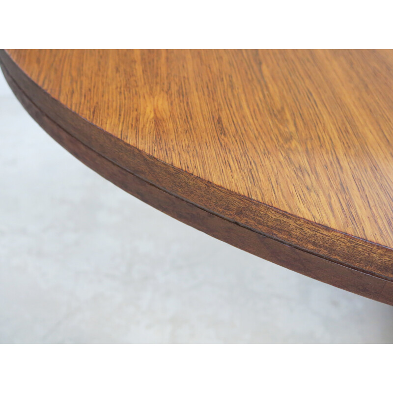 Oval vintage Dining Table by Robert Heritage for Archie Shine - 1960s