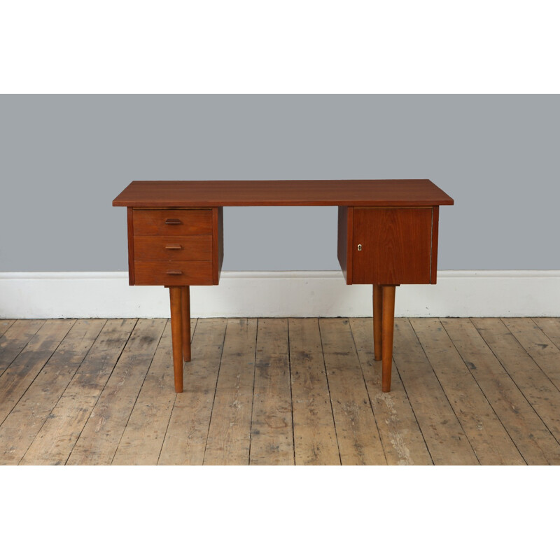 Small vintage Teak Desk - 1960s