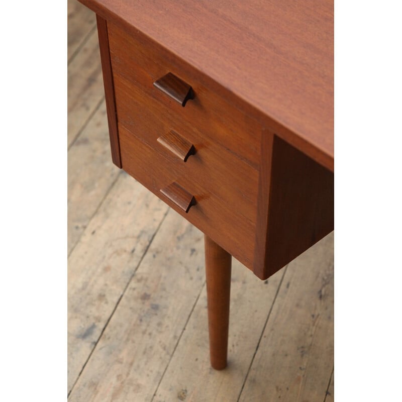 Small vintage Teak Desk - 1960s