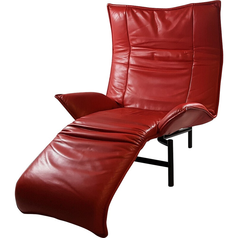 "Veranda" Leather Lounge Chair by Vico Magistretti for Cassina - 1983