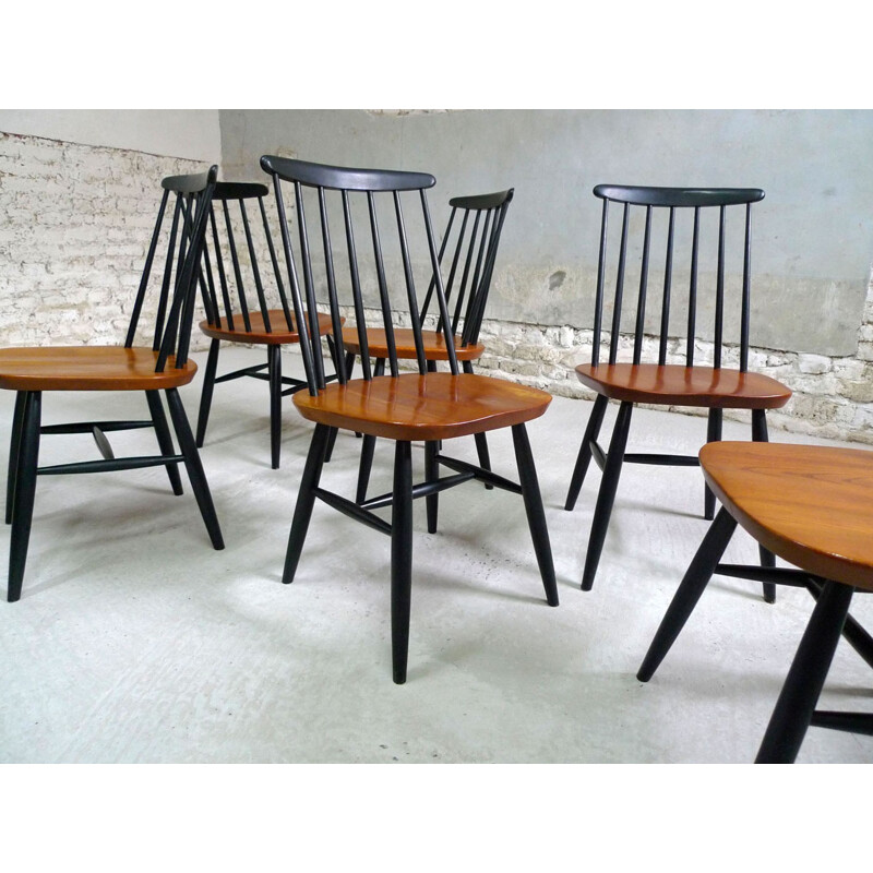 Set of 6 vintage Scandinavian chairs in teak - 1950s