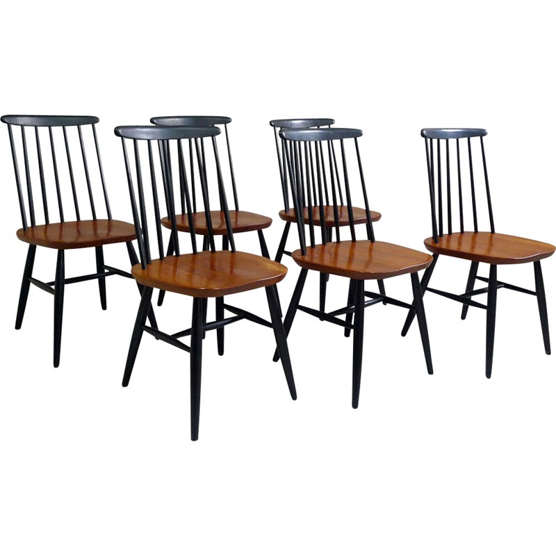 Set of 6 vintage Scandinavian chairs in teak - 1950s