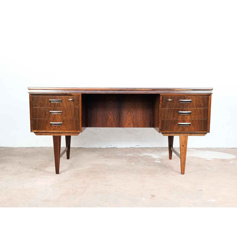 Vintage Danish desk in rosewood - 1960s