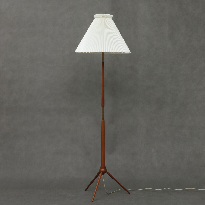 Teak tripod floor lamp with large Le Klint shade - 1960s