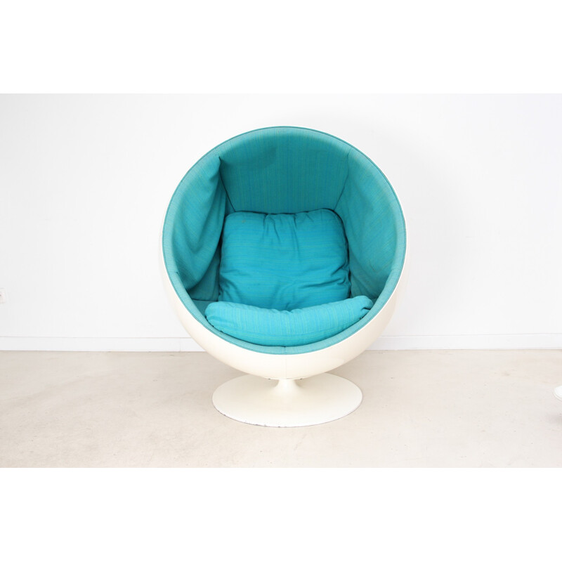 White and turquoise "Ball Chair", Eero AARNIO - 1960s