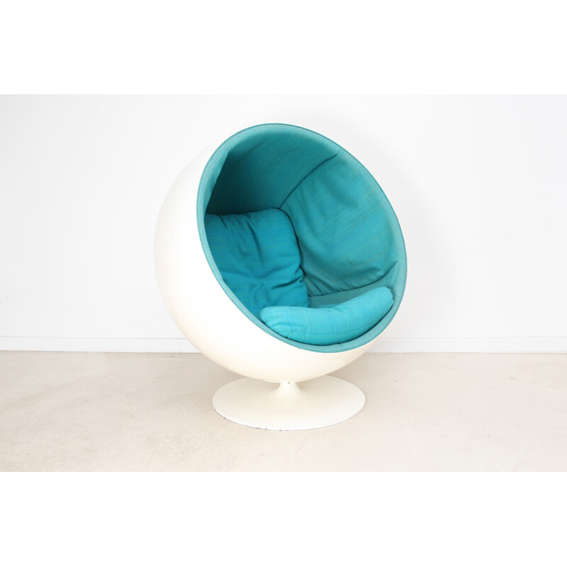 White and turquoise "Ball Chair", Eero AARNIO - 1960s