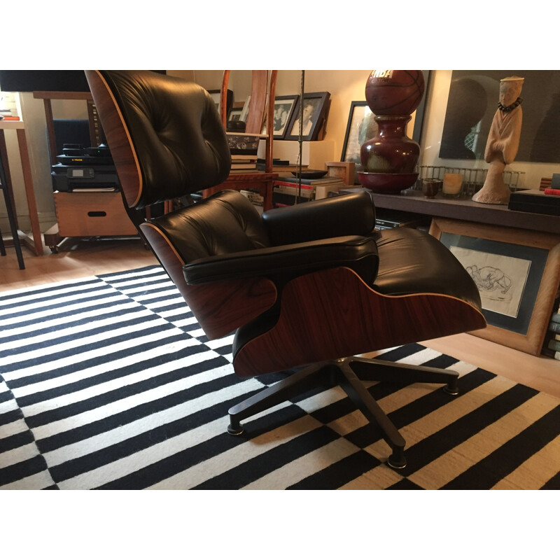 Rosewood Lounge chair and Ottoman by Eames for Herman Miller - 2000