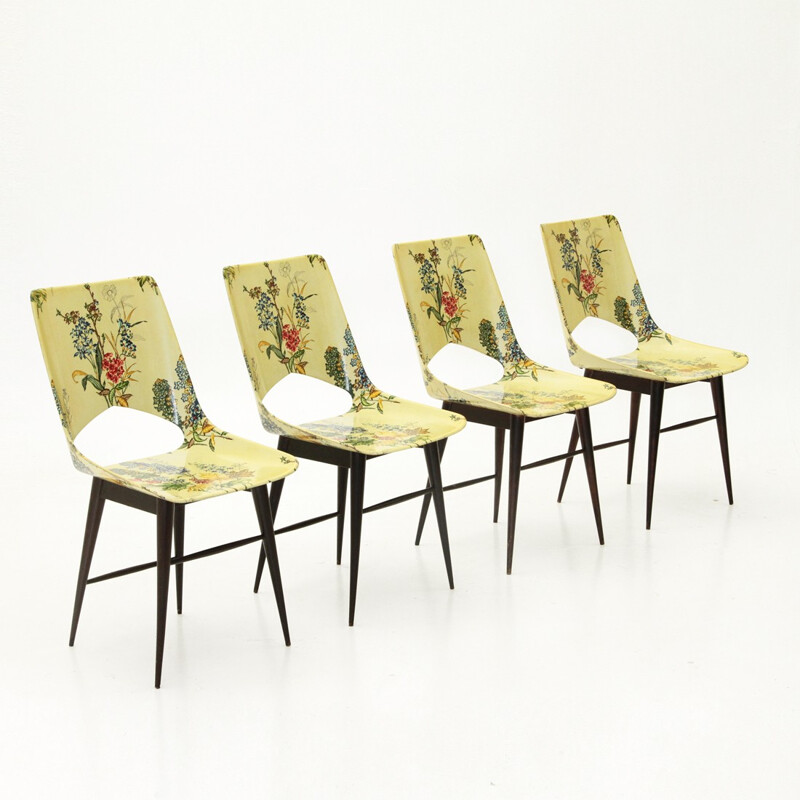 Suite de 4 chaises à repas vintage italiennes par Domus Nostra - 1950