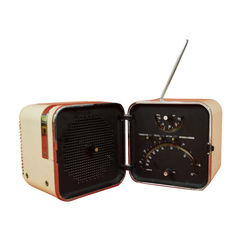 Beige radio "TS 502", Richard SAPPER and Marco ZANUSSO - 1960s