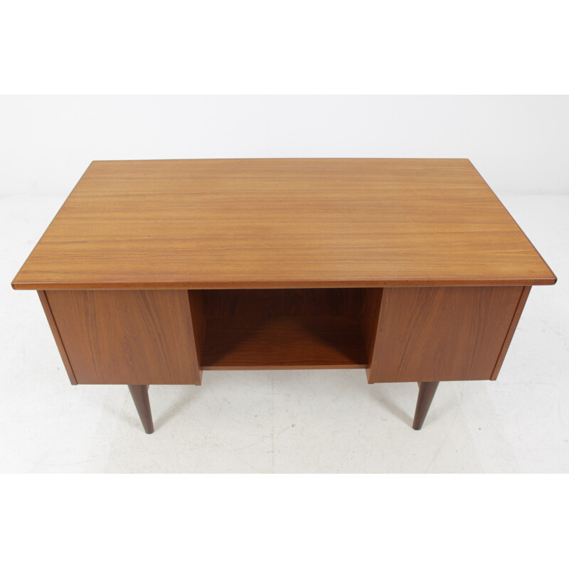 Scandinavian Vintage desk in teak - 1970s