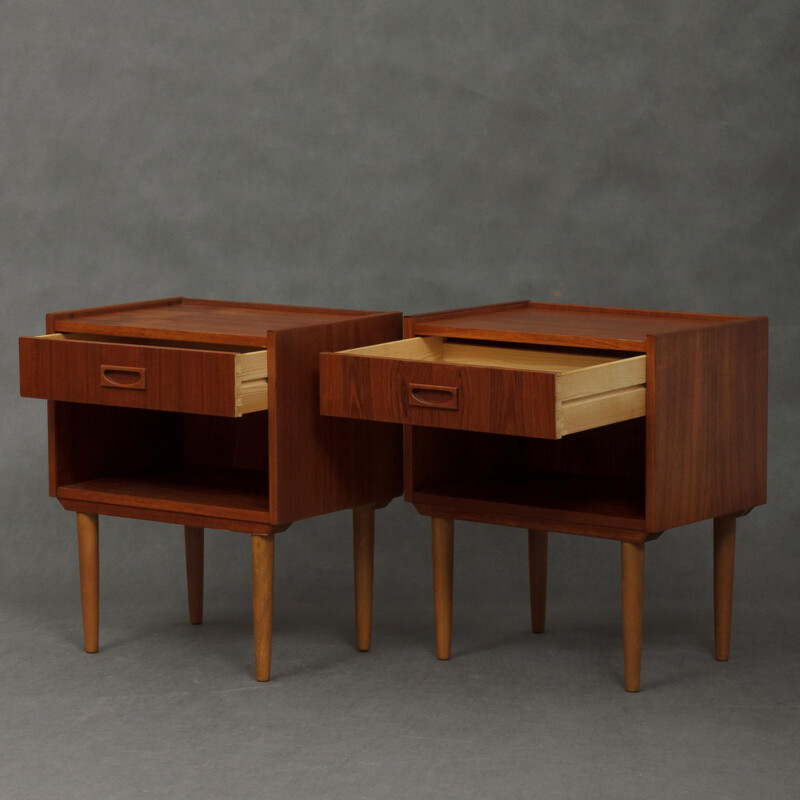 Pair of vintage night stands in teak - 1970s