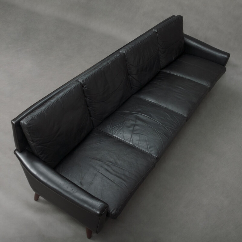 Vintage 4 seater sofa in black leather - 1960s