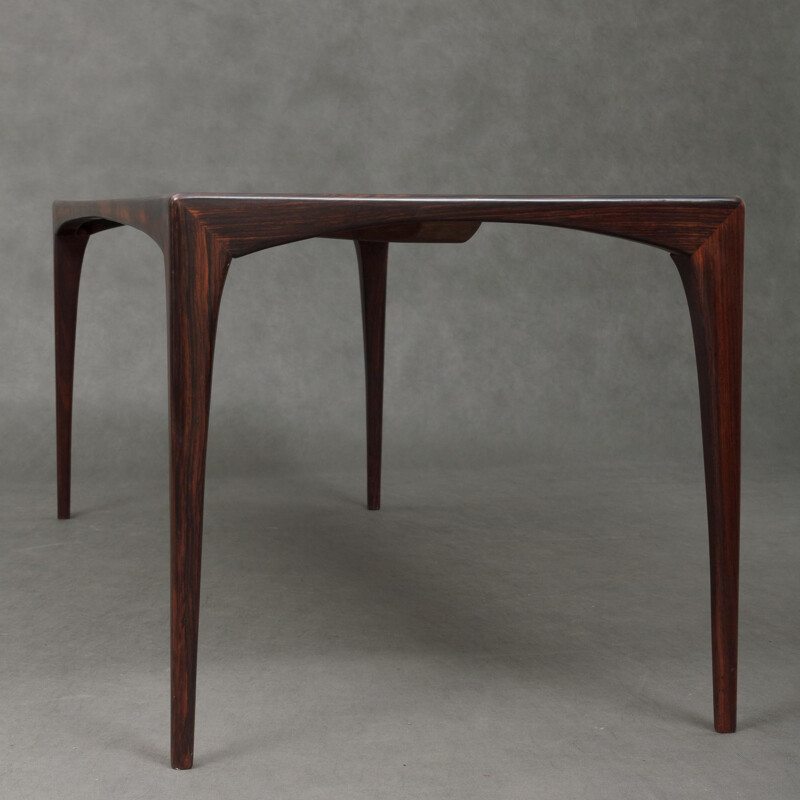 Table basse vintage en palissandre de Johannes Andersen - 1960