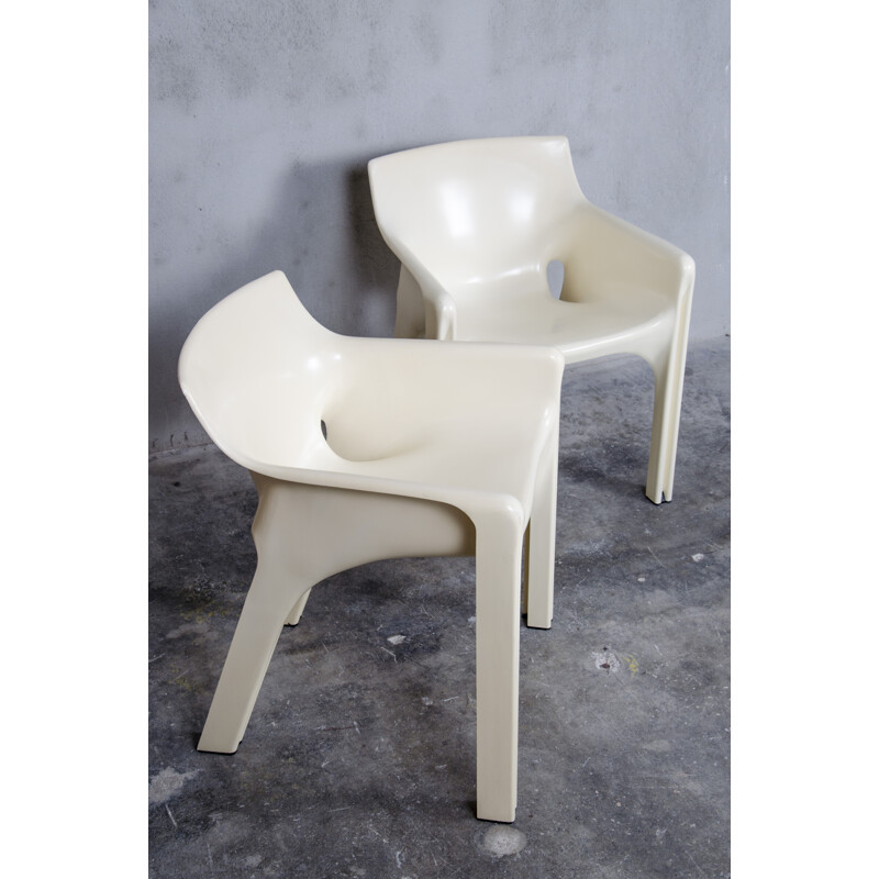 Set of 4 Dining Chairs "Gaudi Model" by Vico Magistretti for Artemide - 1970s