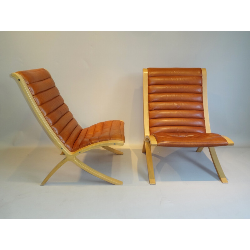 Paire de fauteuils "AX Chairs" en cuir, Peter HVIDT et Orla MILGAARD-NIELSEN - années 60