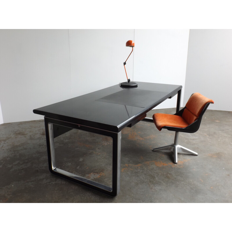 Executive desk by Oswaldo Borsani for Tecno - 1970s