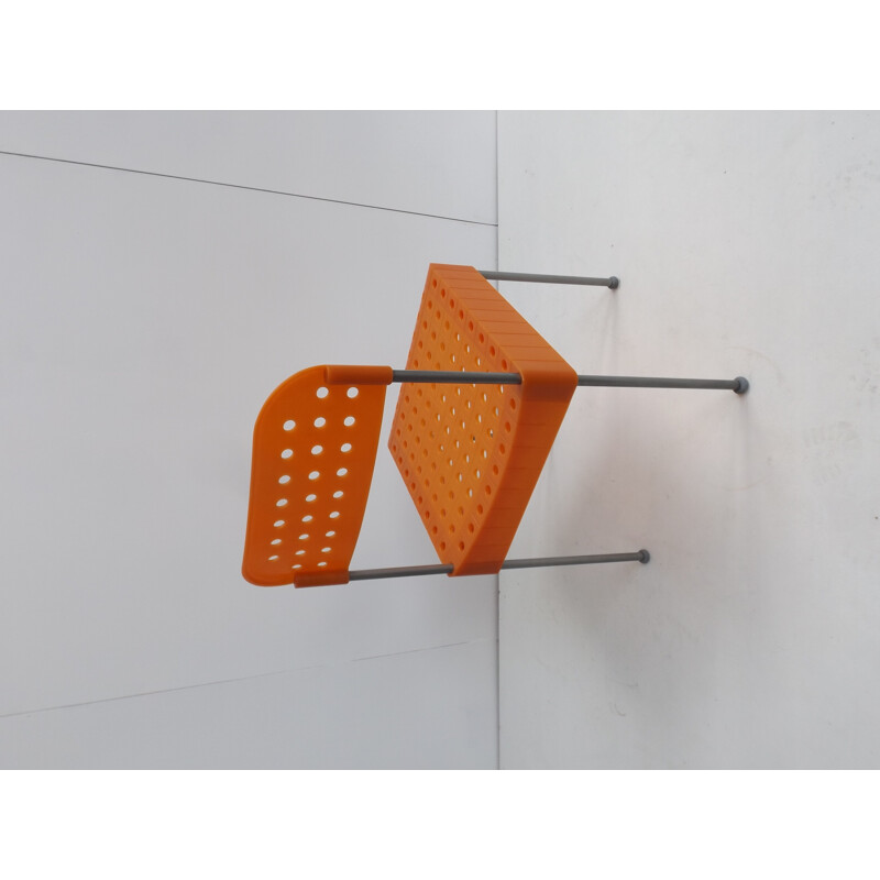 Vintage "Box" Chair in orange plastic by Enzo Mari for Aleph - 1980s