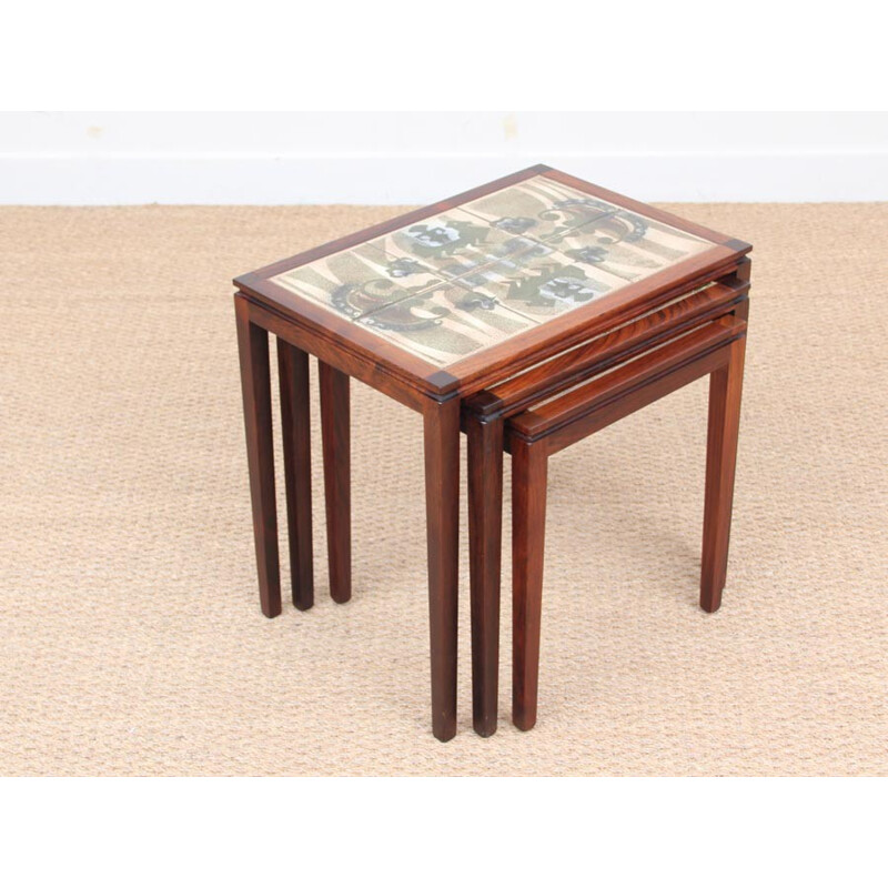 Set of 3 nesting tables made of Rio rosewood and ceramic - 1950s