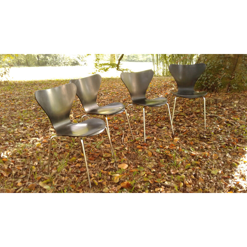 Suite de 4 chaises d'Arne Jacobsen pour Fritz Hansen - 1960