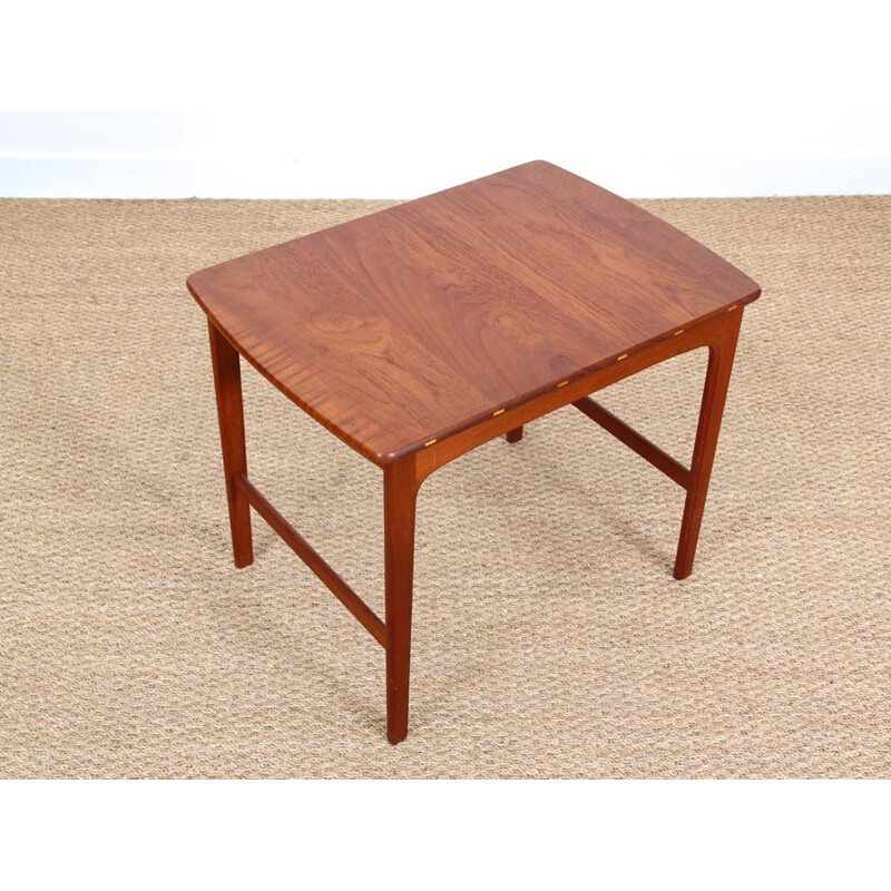 Scandinavian vintage side table in solid teak by Yngvar Sandström, Sweden 1960