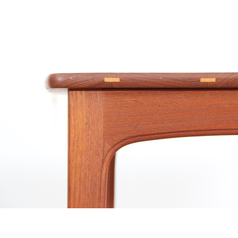 Scandinavian vintage side table in solid teak by Yngvar Sandström, Sweden 1960