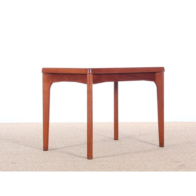 Scandinavian Solid Teak Side Table by de Henning Kjærnulf pour Vejle Mobelfabrik - 1960s
