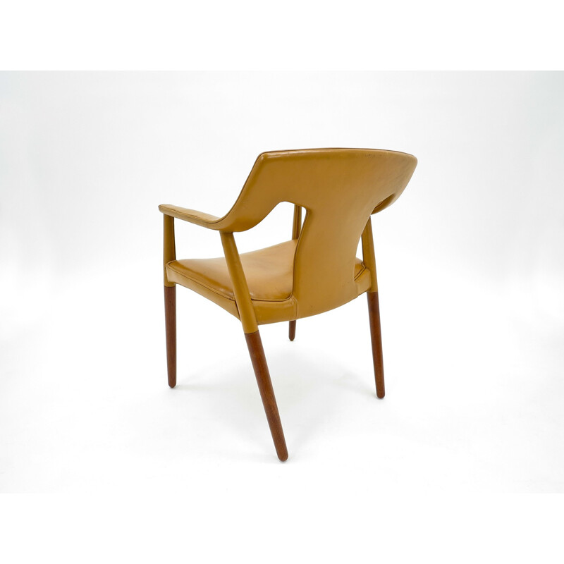 Armchair in tan Leather and Teak by Bender Madsen and Larsen - 1950s