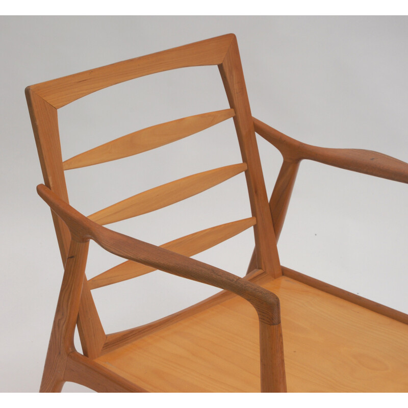 Suite de 2 fauteuils vintage par Dřevopodnik Holešov - 1960