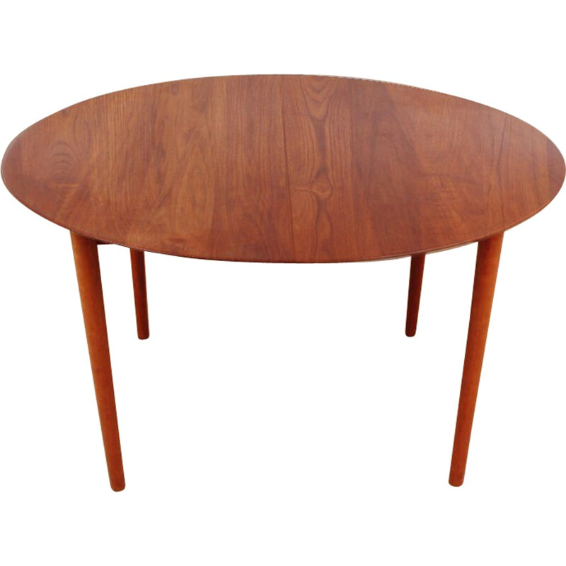 Vintage Scandinavian dining table in solid teak by Peter Hvidt and Orla Mølgaard Nielsen for Soborg Mobelfabrik, 1950