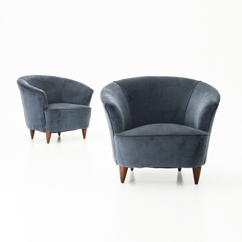 Paire of Italian blue velvet armchairs - 1950s