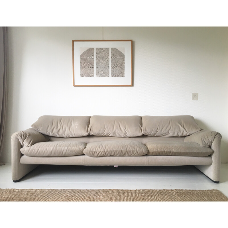 Vintage 3-seater "Maramunga" sofa by Vico Magistretti for Cassina - 1970s