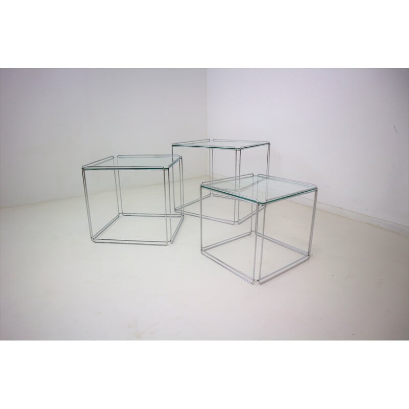 Suite de 3 tables gigognes en chrome "Isocele" de Max Sauze - 1970 