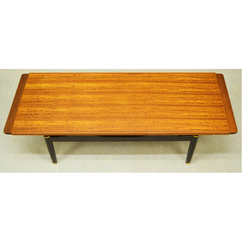 Table Basse Tola en teck vintage par G-Plan - 1960