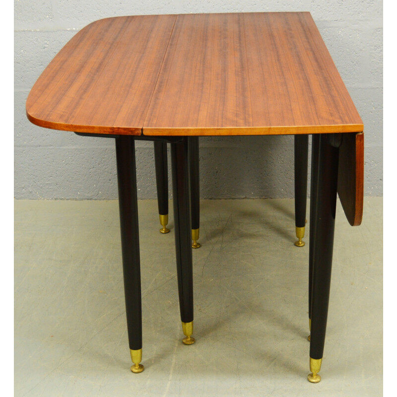 Vintage extendable dining table in teak by G-Plan - 1960s