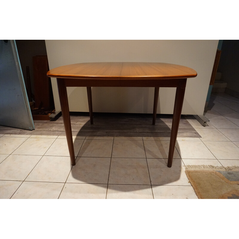 Vintage scandinavian Teak Dining Table - 1960s