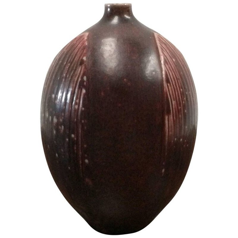 Brown ceramic vase by Gerd Bogelund for Royal Copenhagen - 1950s
