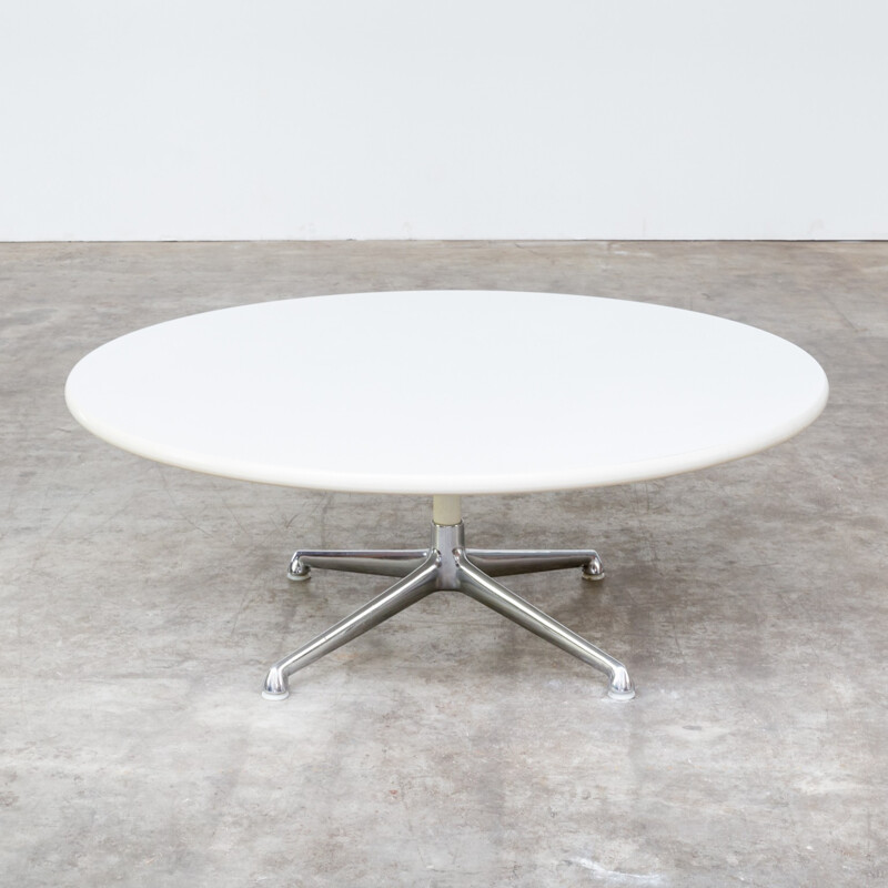 Round coffee table by Eames for Herman Miller - 1980s