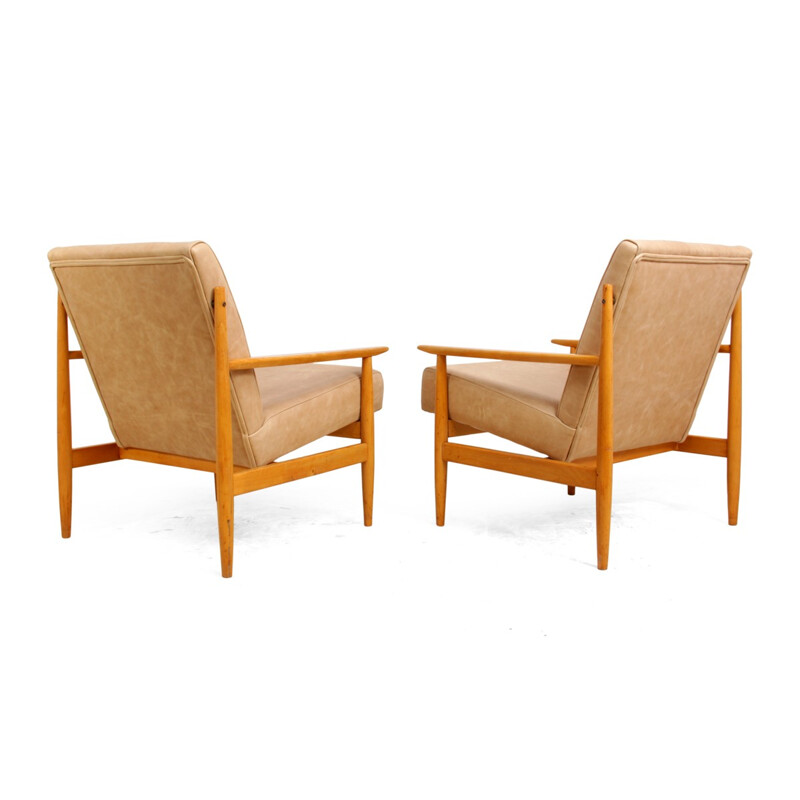 Pair of Mid Century Leather Armchairs - 1960s