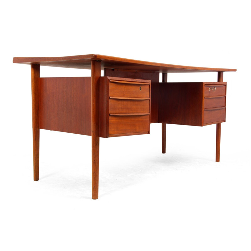 Vintage Danish Desk in Teak - 1960s