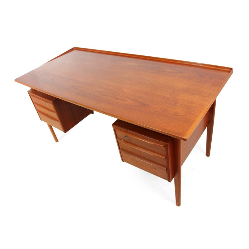 Vintage Danish Desk in Teak - 1960s