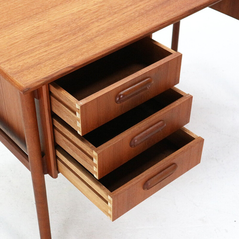 Vintage desk in teak by Tibergaard - 1960s